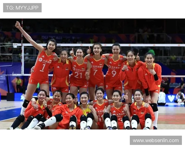 中国女排逆转夺冠再创辉煌全队团结拼搏展现新时代体育精神