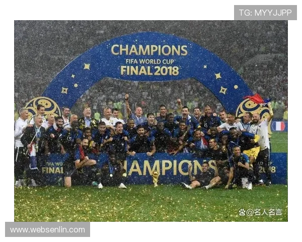 巴西队在友谊赛中以2比0战胜匈牙利队展现强大实力